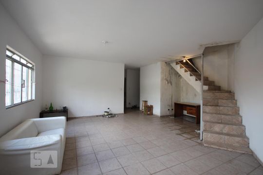 Casa de Condomínio para alugar com 3 quartos, 200m² em Jardim Colombo, São Paulo