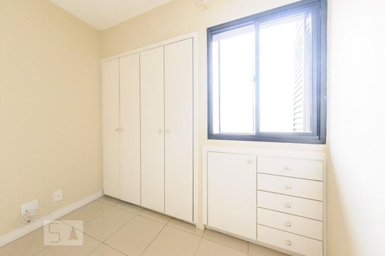 Quarto de apartamento para alugar com 1 quarto, 63m² em Centro, Campinas