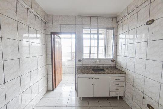 Cozinha de apartamento para alugar com 1 quarto, 54m² em Mooca, São Paulo