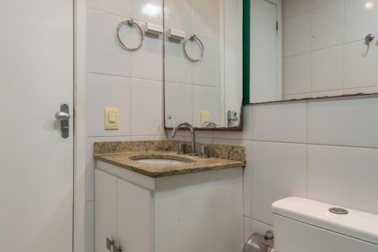 Banheiro Social de apartamento à venda com 2 quartos, 90m² em Penha Circular, Rio de Janeiro