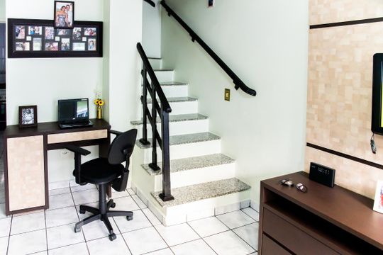 Sala de casa para alugar com 2 quartos, 65m² em Vila Bancária, São Paulo