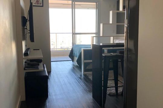 Corredor de entrada de kitnet/studio para alugar com 1 quarto, 35m² em Vila Gomes Cardim, São Paulo