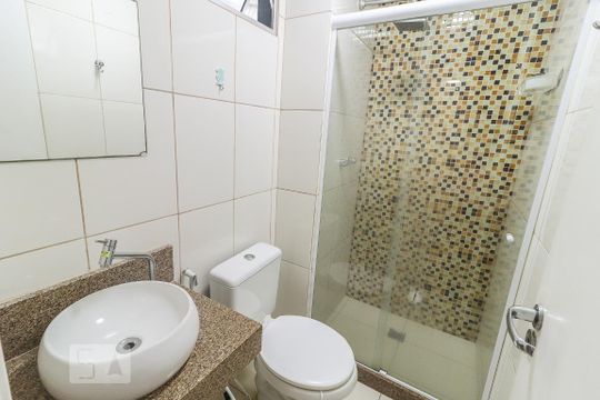 Banheiro de apartamento à venda com 2 quartos, 80m² em Taquara, Rio de Janeiro