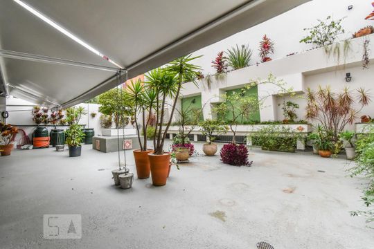 Área Comum Externa de apartamento para alugar com 3 quartos, 179m² em Pinheiros, São Paulo
