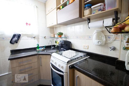 Cozinha de apartamento à venda com 2 quartos, 45m² em Vila Santa Catarina, São Paulo