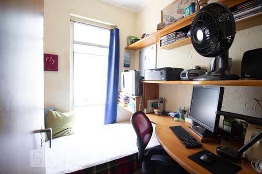 Quarto de apartamento à venda com 2 quartos, 45m² em Vila Santa Catarina, São Paulo