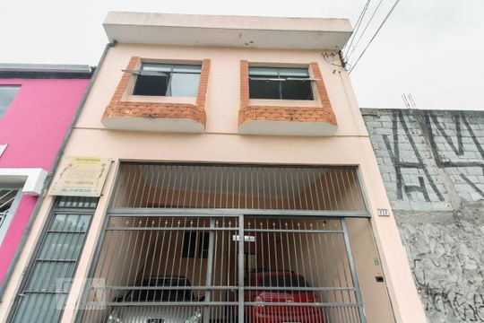 Fachada  de casa à venda com 6 quartos, 120m² em Vila Bertioga, São Paulo