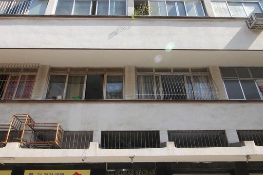 Fachada de apartamento à venda com 1 quarto, 41m² em Centro, Rio de Janeiro