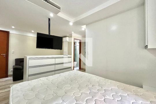 Quarto de kitnet/studio à venda com 1 quarto, 34m² em Jabaquara, São Paulo