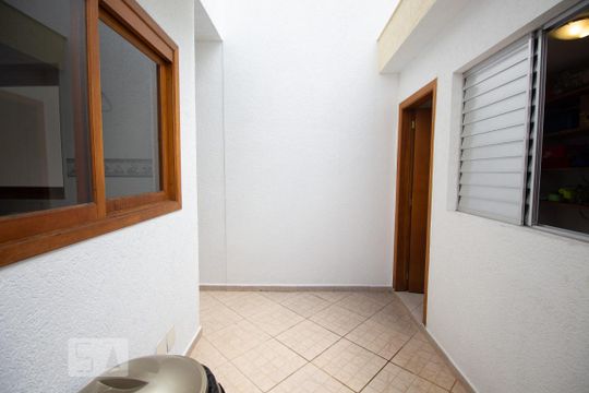 Quintal de casa à venda com 5 quartos, 270m² em Vila Clementino, São Paulo