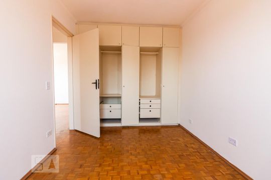 Quarto 2 de apartamento para alugar com 2 quartos, 70m² em Jardim Bonfiglioli, São Paulo