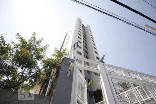 Condomínio de apartamento para alugar com 2 quartos, 58m² em Vila Gumercindo, São Paulo