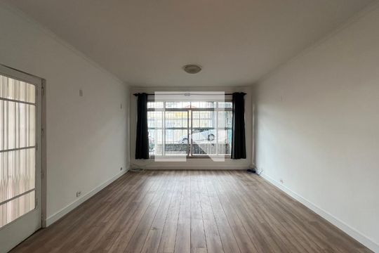 Sala de casa para alugar com 5 quartos, 250m² em Jardim Vera Cruz, São Paulo