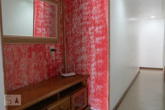 Corredor de apartamento à venda com 2 quartos, 100m² em Vila Isabel, Rio de Janeiro