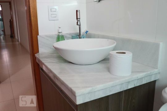 Banheiro da Suíte 1 de casa à venda com 4 quartos, 402m² em Parque Oratório, Santo André