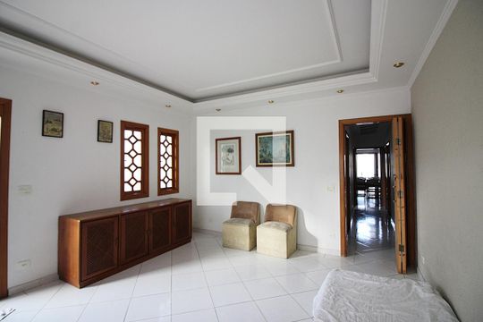 Casa à venda com 8 quartos, 330m² em Anchieta, São Bernardo do Campo
