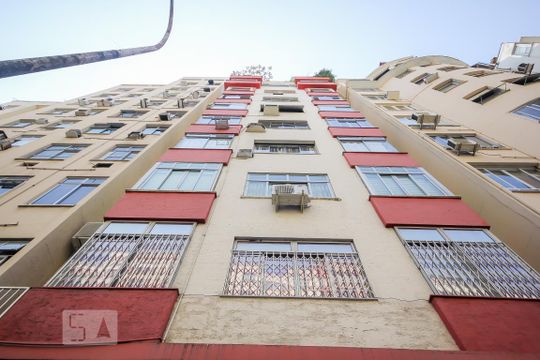 Fachada de apartamento à venda com 1 quarto, 40m² em Copacabana, Rio de Janeiro