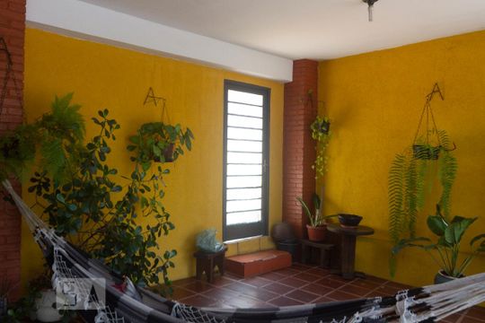 Garagem de casa à venda com 2 quartos, 120m² em Conjunto Residencial Butanta, São Paulo