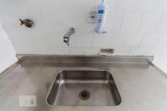 Cozinha de apartamento para alugar com 2 quartos, 60m² em Vila Clementino, São Paulo