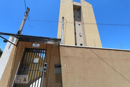 Fachada de apartamento para alugar com 1 quarto, 30m² em Água Verde, Curitiba