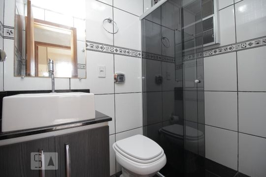Banheiro de apartamento à venda com 2 quartos, 65m² em Nossa Senhora das Graças, Canoas