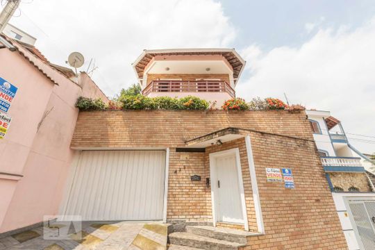 Fachada de casa à venda com 3 quartos, 452m² em Vila América, São Paulo