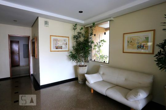 Hall de Entrada de apartamento à venda com 2 quartos, 61m² em Vila Andrade, São Paulo