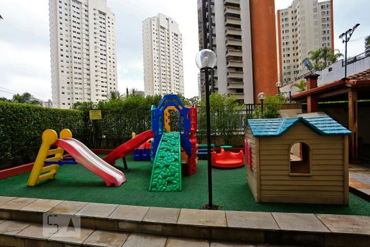 Playground de apartamento à venda com 2 quartos, 61m² em Vila Andrade, São Paulo