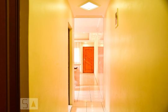 Corredor de casa à venda com 4 quartos, 192m² em Jardim Sapopemba, São Paulo