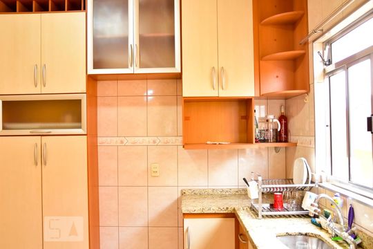 Cozinha - Armários de casa à venda com 4 quartos, 192m² em Jardim Sapopemba, São Paulo