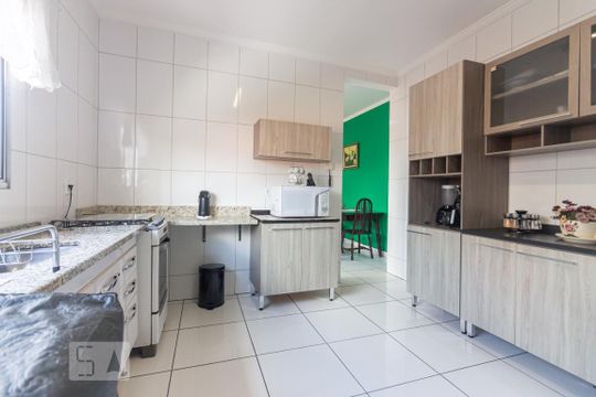 Cozinha de casa para alugar com 4 quartos, 260m² em Vila Osasco, Osasco
