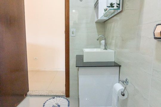 Banheiro de casa para alugar com 4 quartos, 260m² em Vila Osasco, Osasco