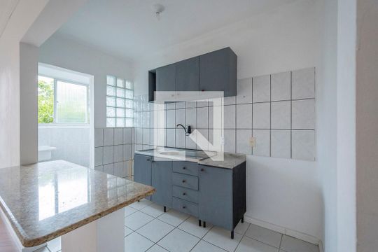 Cozinha de apartamento à venda com 1 quarto, 47m² em Nonoai, Porto Alegre