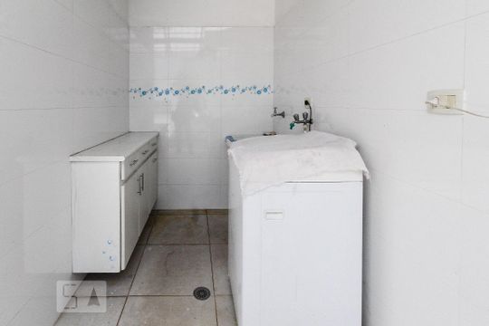 Área de Serviço de casa para alugar com 2 quartos, 141m² em Vila Prudente, São Paulo