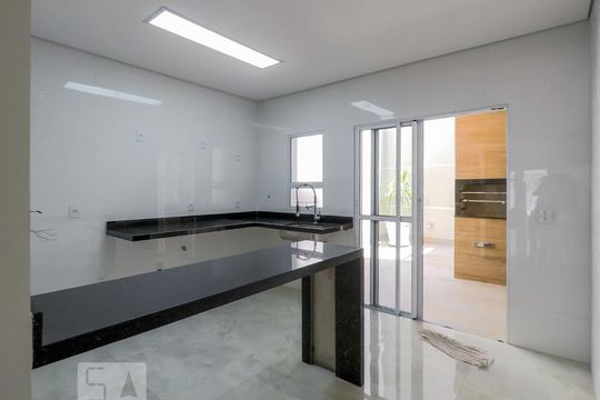 Cozinha de casa à venda com 4 quartos, 200m² em Bosque da Saúde, São Paulo