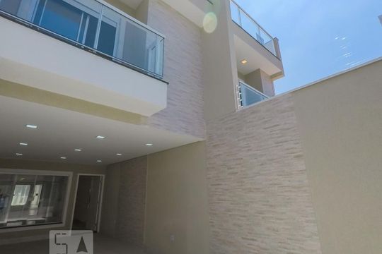 Garagem de casa à venda com 4 quartos, 200m² em Bosque da Saúde, São Paulo