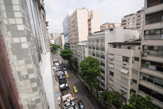 Vista de apartamento para alugar com 2 quartos, 85m² em Catete, Rio de Janeiro