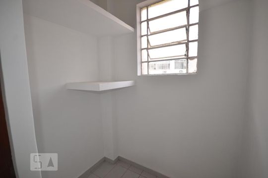 Quarto de Serviço de apartamento para alugar com 2 quartos, 85m² em Catete, Rio de Janeiro