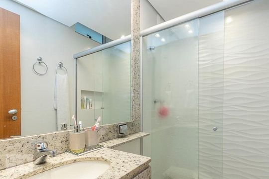 Banheiro de apartamento para alugar com 2 quartos, 72m² em Vale do Sereno, Nova Lima