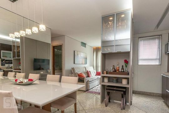 Sala de apartamento para alugar com 2 quartos, 72m² em Vale do Sereno, Nova Lima