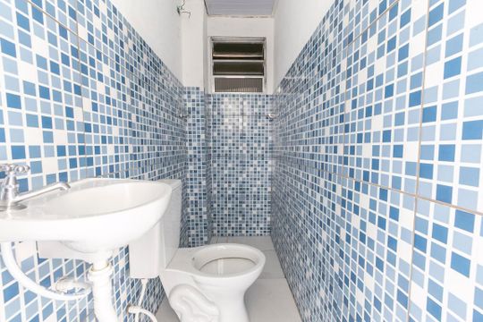 Banheiro de apartamento para alugar com 1 quarto, 30m² em Jardim Peri, São Paulo