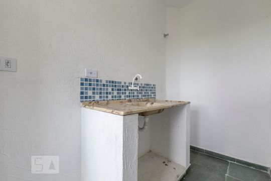 Cozinha de apartamento para alugar com 1 quarto, 30m² em Jardim Peri, São Paulo