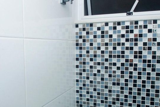 Chuveiro de apartamento para alugar com 2 quartos, 95m² em Flamengo, Rio de Janeiro
