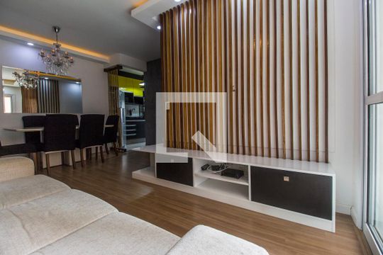 Sala de TV de apartamento à venda com 3 quartos, 69m² em Bethaville I, Barueri