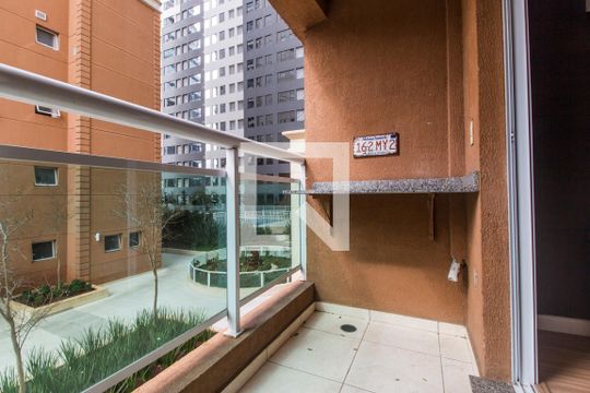 Varanda  de apartamento à venda com 3 quartos, 69m² em Bethaville I, Barueri