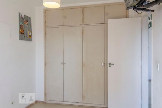 Quarto 2 de apartamento para alugar com 2 quartos, 68m² em Jardim Oriental, São Paulo