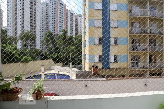 Vista da Sala de apartamento para alugar com 2 quartos, 60m² em Chácara Agrindus, Taboão da Serra