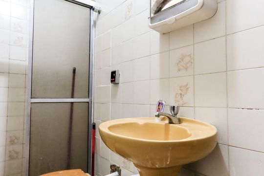 Banheiro da Suíte de casa à venda com 2 quartos, 100m² em Jardim Japao, São Paulo
