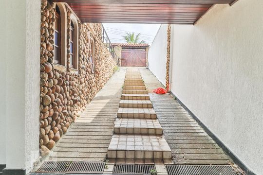 Rampa da Garagem de casa de condomínio à venda com 5 quartos, 800m² em Freguesia de Jacarepaguá, Rio de Janeiro