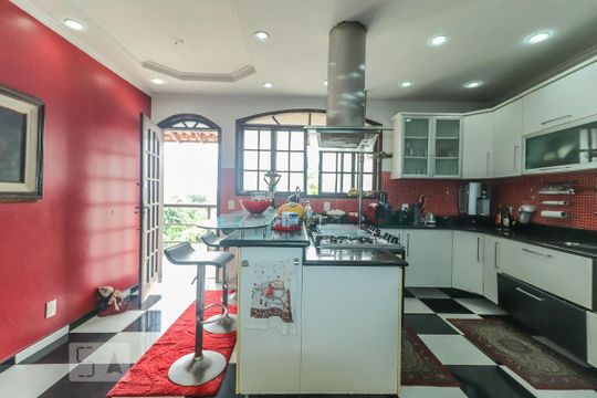 Cozinha de casa de condomínio à venda com 5 quartos, 800m² em Freguesia de Jacarepaguá, Rio de Janeiro